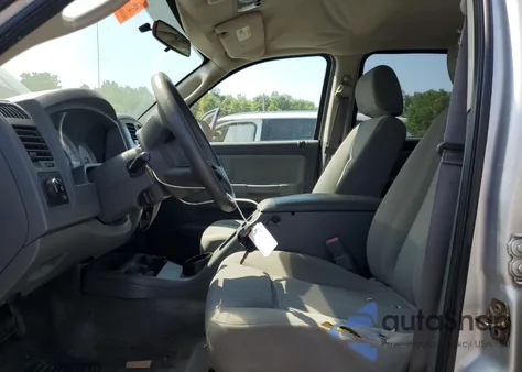 2006 Dodge Dakota Quad Slt z USA, uszkodzony, nr VIN 1D7HW48N76S667983